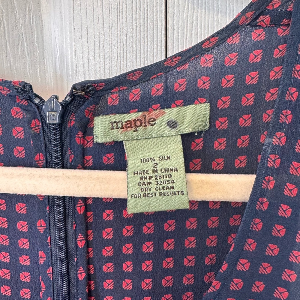 Maple 100% Silk Navy and Red Smock Waist Scoop Neck Sleeveless Dress size 2 - Picture 4 of 14